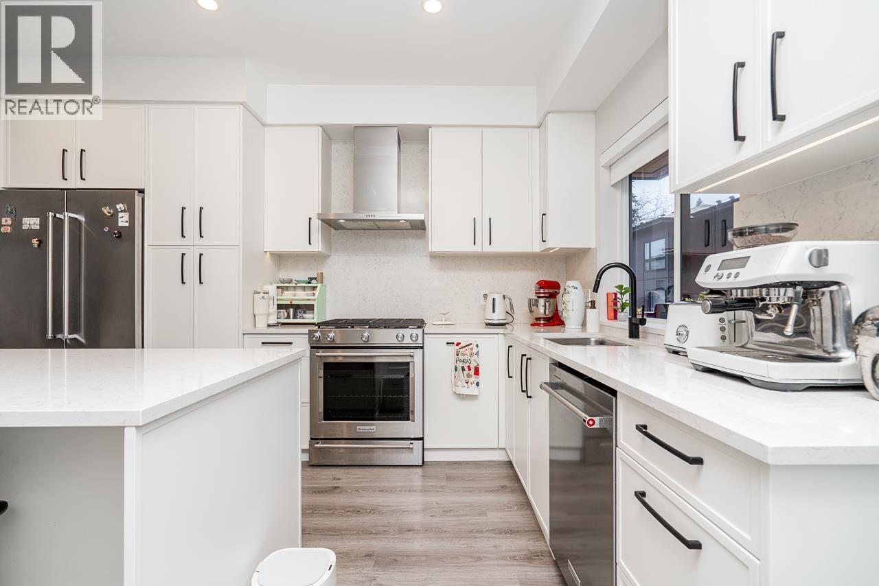 7 50 Seaview Drive, Port Moody, British Columbia  V3H 0N2 - Photo 10 - R3111093