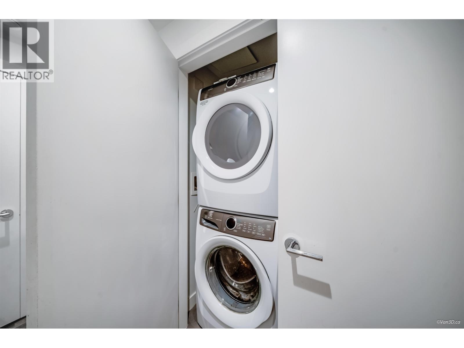 1204 525 Foster Avenue, Coquitlam, British Columbia  V3J 0H6 - Photo 11 - R3111129