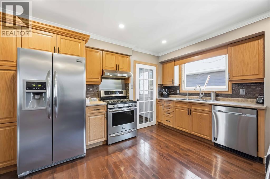 1235 Severin Drive South, Sarnia photo 11