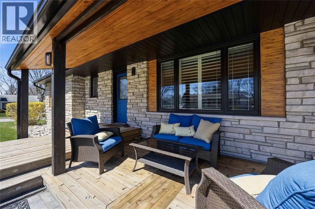 1235 Severin Drive South, Sarnia photo 5