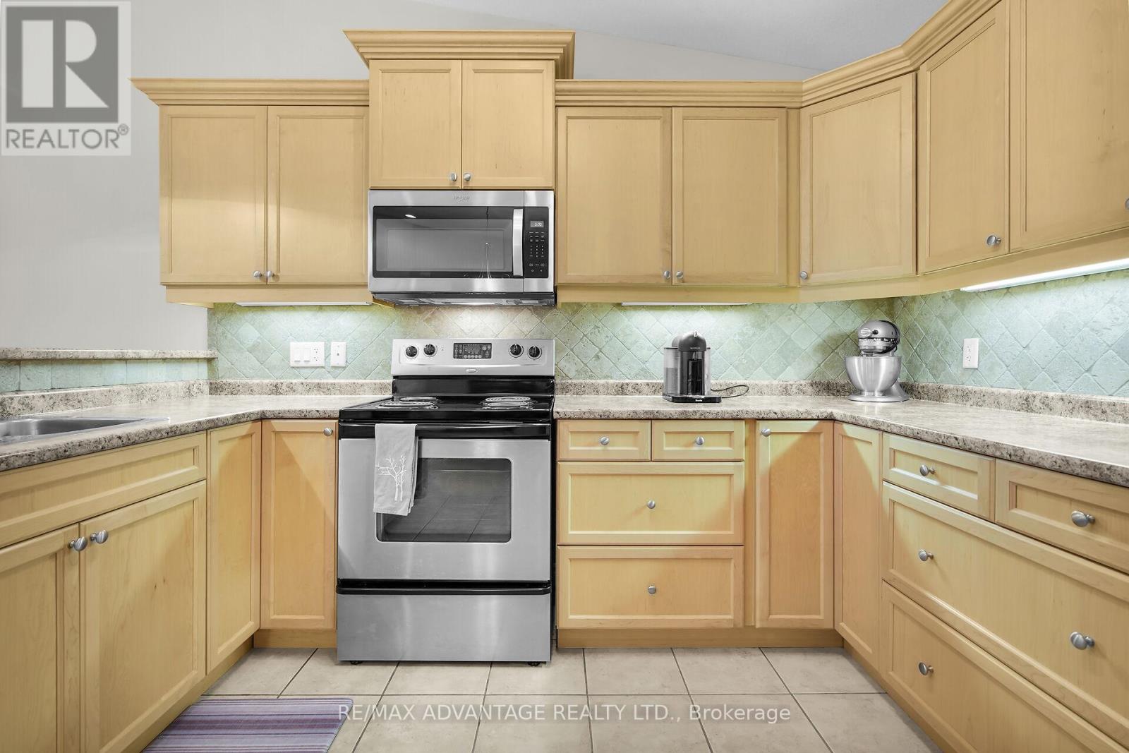 73 - 869 Whetherfield Street, London North, Ontario  N6H 0A2 - Photo 17 - X12997628