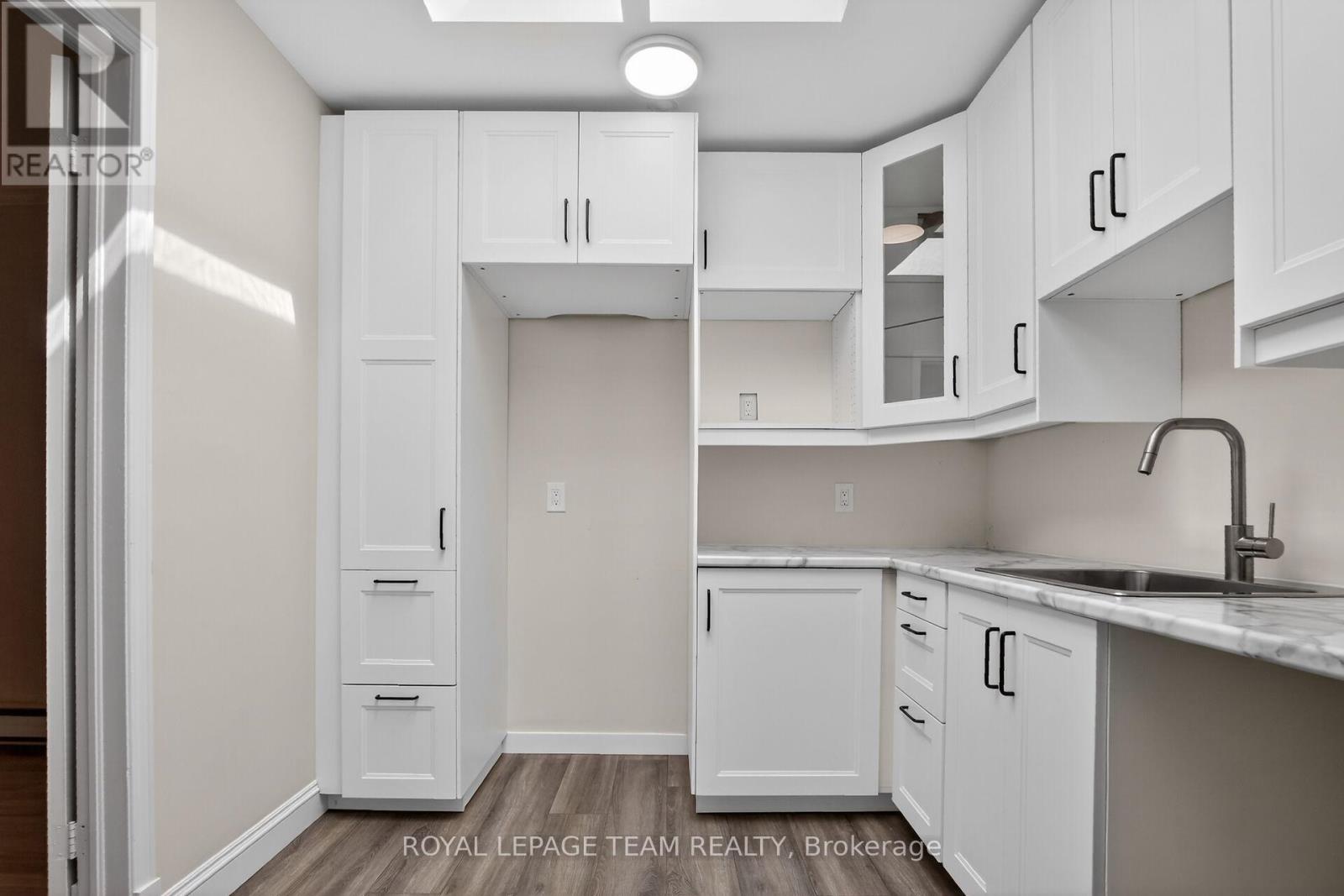 9 - 160 Bruyere Street, Ottawa, Ontario K1N 5E1 - Photo 11 - X12997472