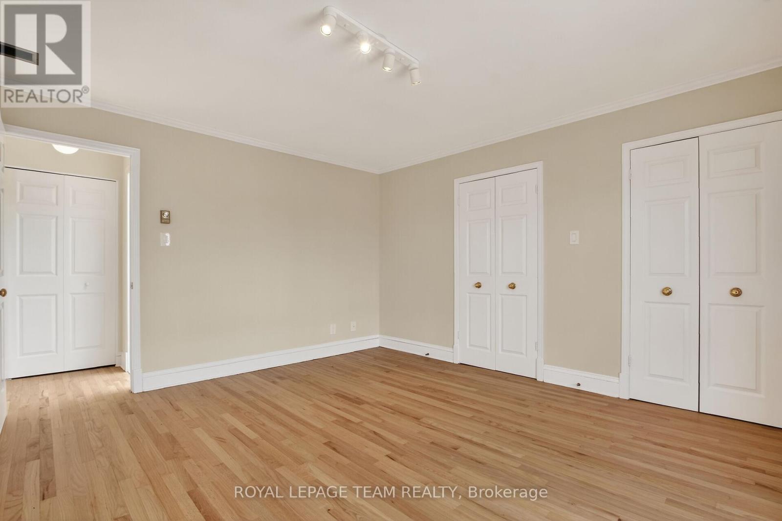 9 - 160 Bruyere Street, Ottawa, Ontario K1N 5E1 - Photo 17 - X12997472