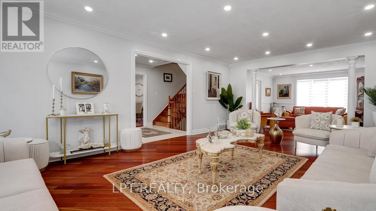 624 Pleasant Park Road, Ottawa, Ontario  K1H 5N5 - Photo 10 - X12997494