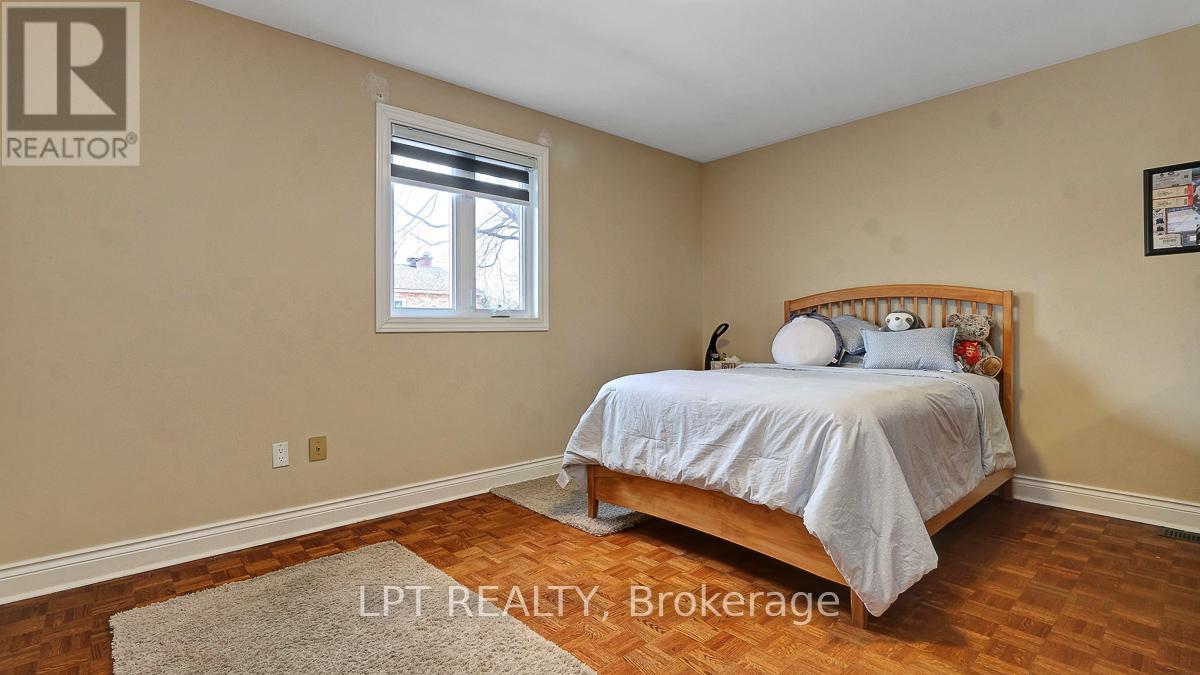 624 Pleasant Park Road, Ottawa, Ontario  K1H 5N5 - Photo 39 - X12997494