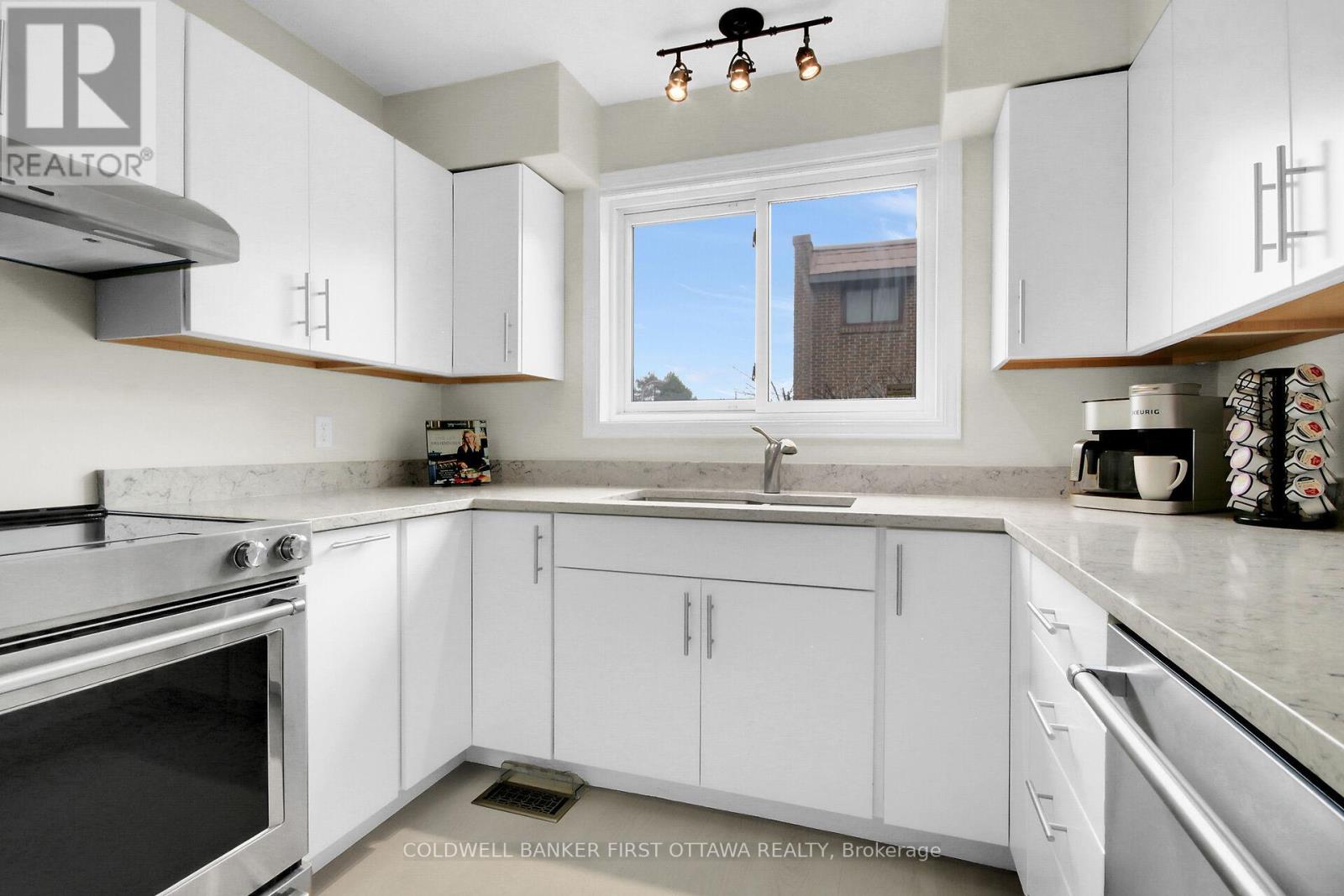 30 - 3924k Old Richmond Road, Ottawa, Ontario  K2H 5C6 - Photo 8 - X12997512