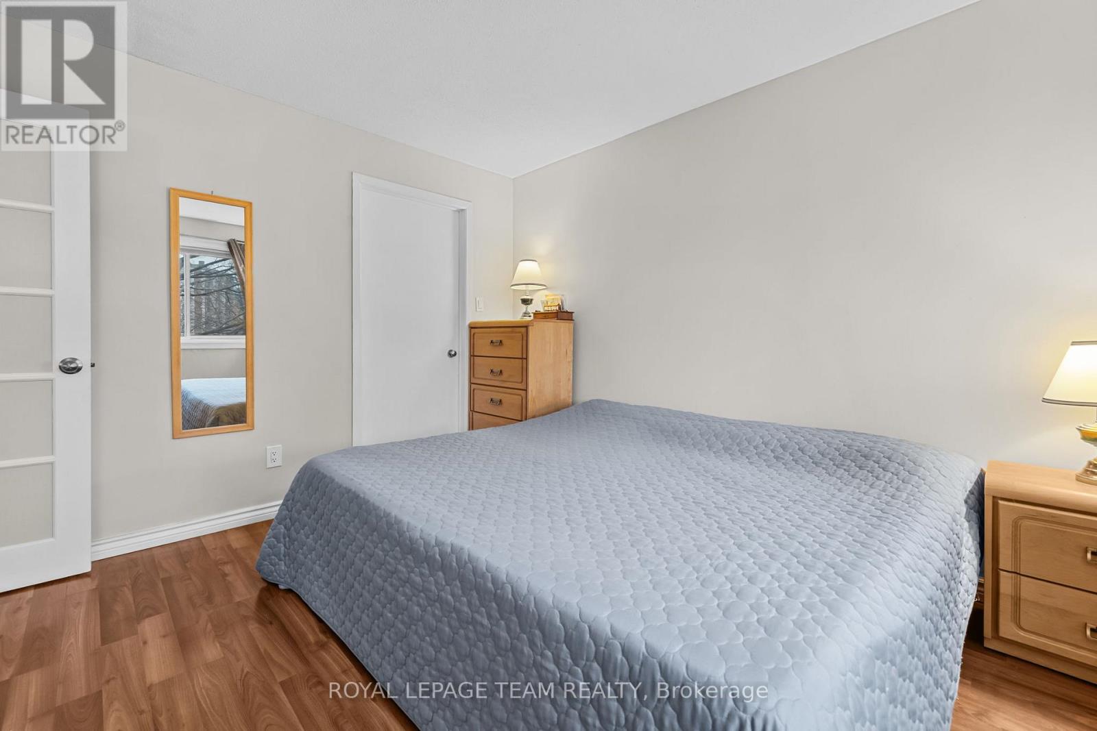 214 - 270 Brittany Drive, Ottawa, Ontario  K1K 4M3 - Photo 14 - X12997578