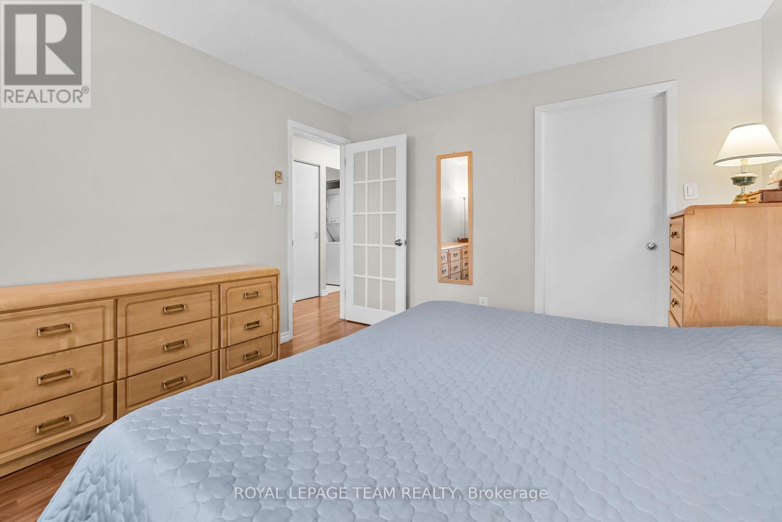 214 - 270 Brittany Drive, Ottawa, Ontario  K1K 4M3 - Photo 15 - X12997578