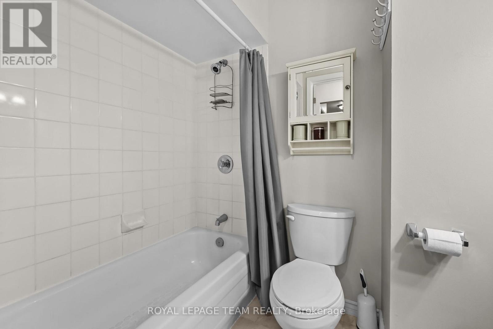 214 - 270 Brittany Drive, Ottawa, Ontario  K1K 4M3 - Photo 19 - X12997578