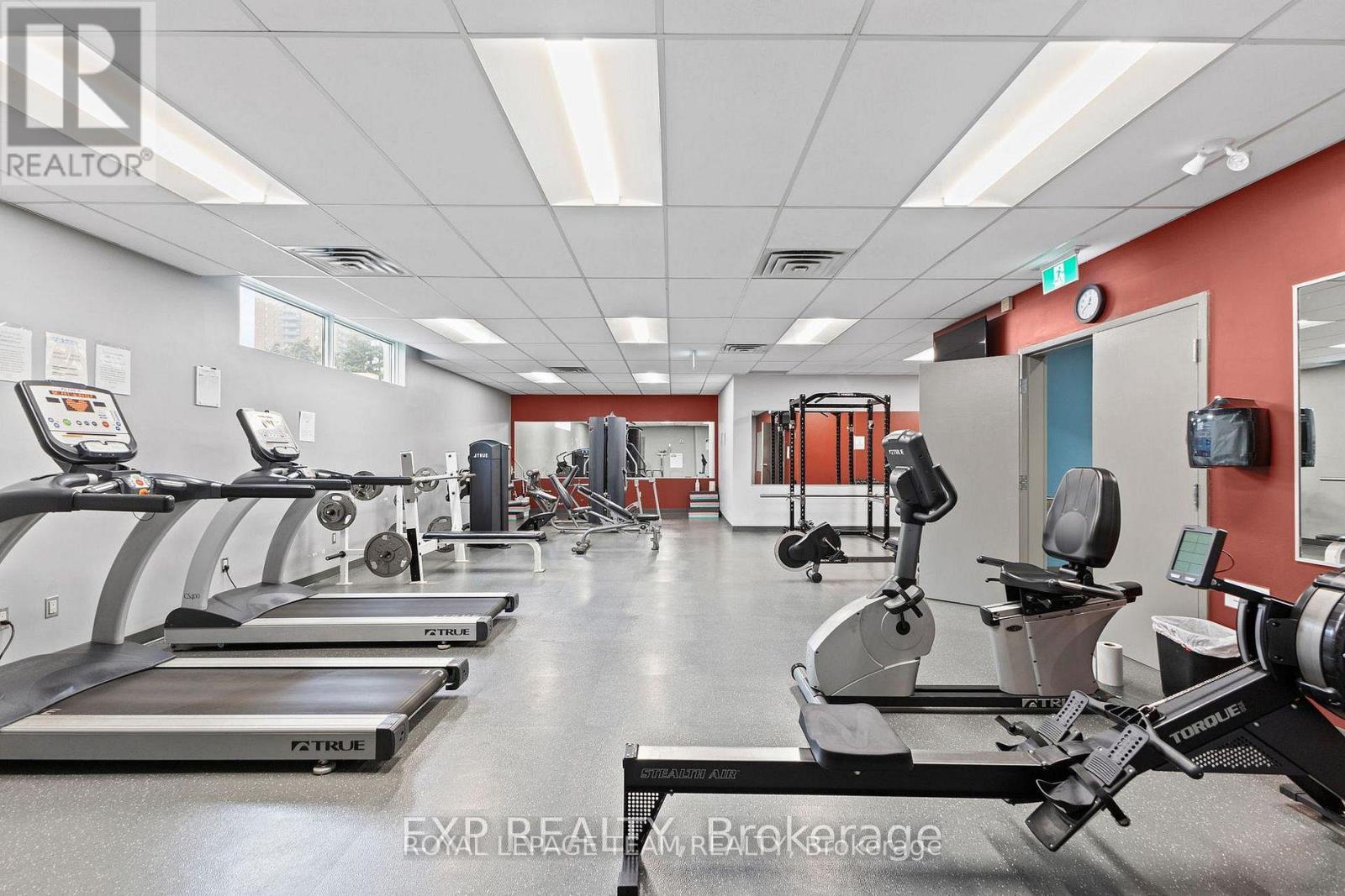 214 - 270 Brittany Drive, Ottawa, Ontario  K1K 4M3 - Photo 23 - X12997578