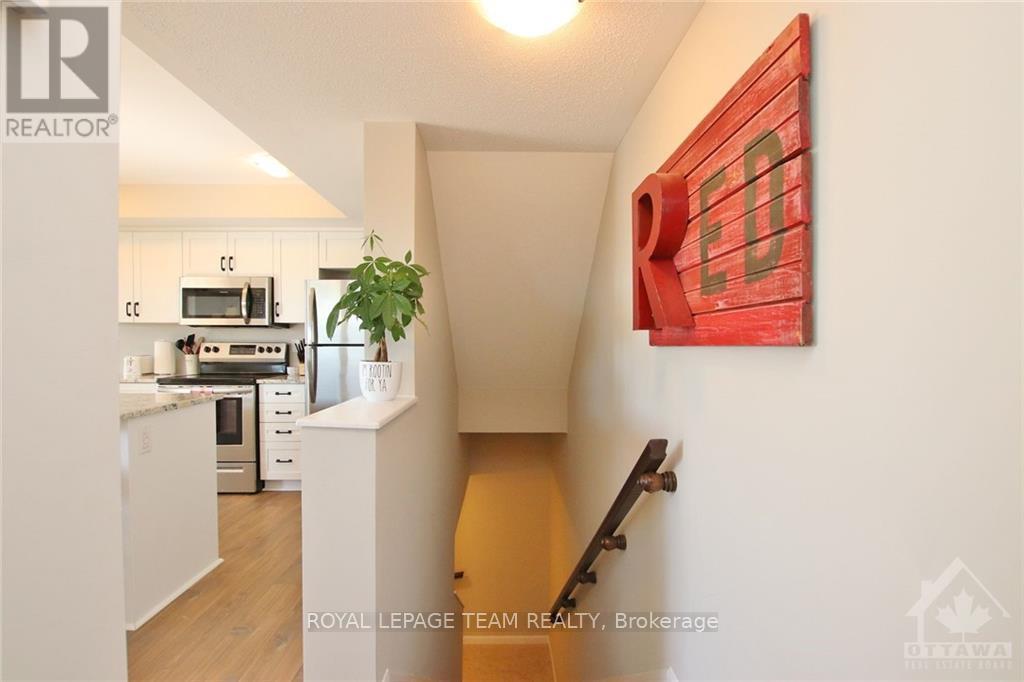 60 Affinity Private, Ottawa, Ontario  K2J 6R5 - Photo 11 - X12997652