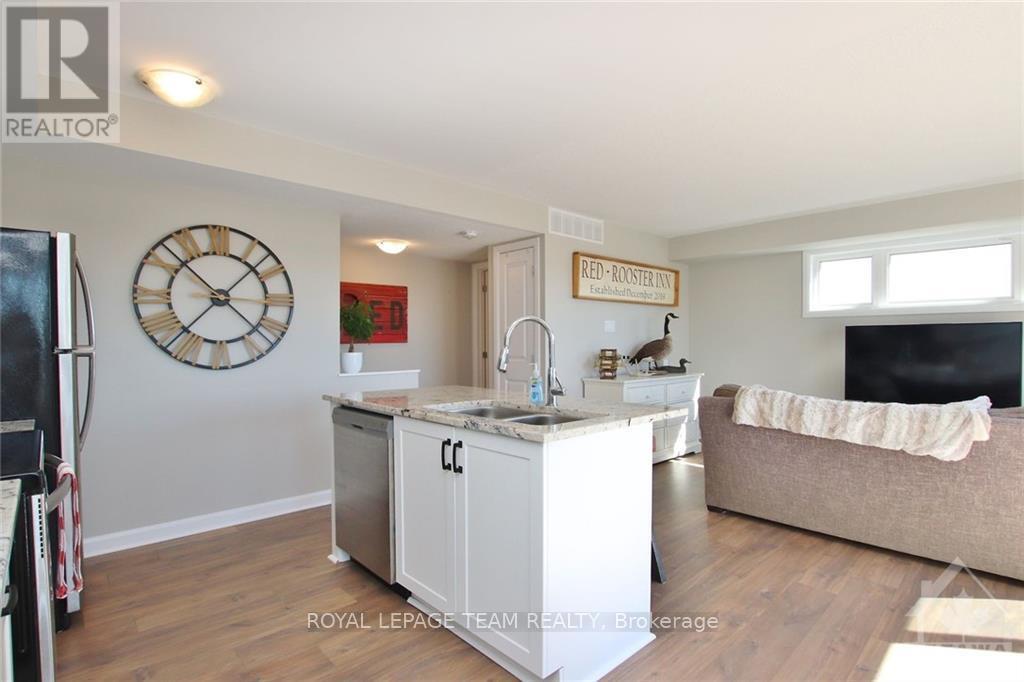 60 Affinity Private, Ottawa, Ontario  K2J 6R5 - Photo 2 - X12997652