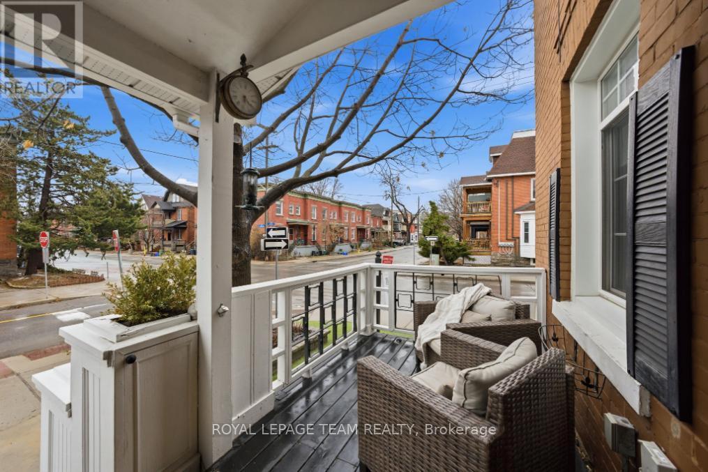 529 Mcleod Street, Ottawa, Ontario  K1R 5P9 - Photo 3 - X12997686