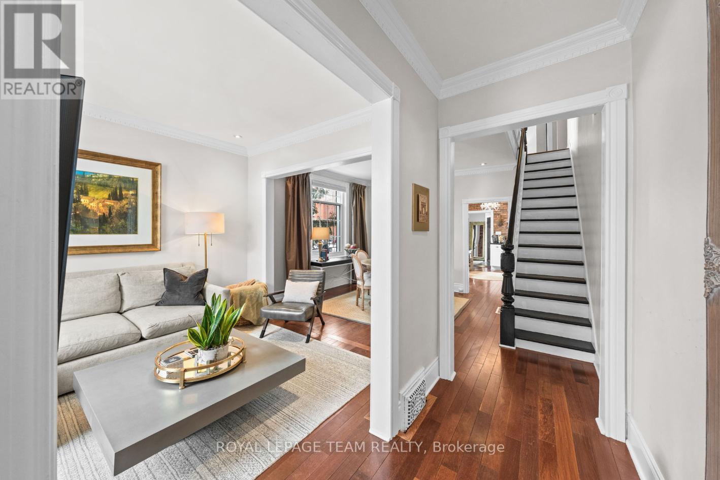 529 Mcleod Street, Ottawa, Ontario  K1R 5P9 - Photo 4 - X12997686