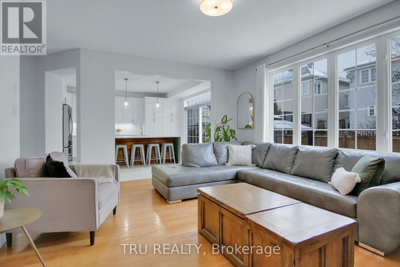 320 Eckerson Avenue, Ottawa, Ontario  K2S 0K8 - Photo 9 - X12997700