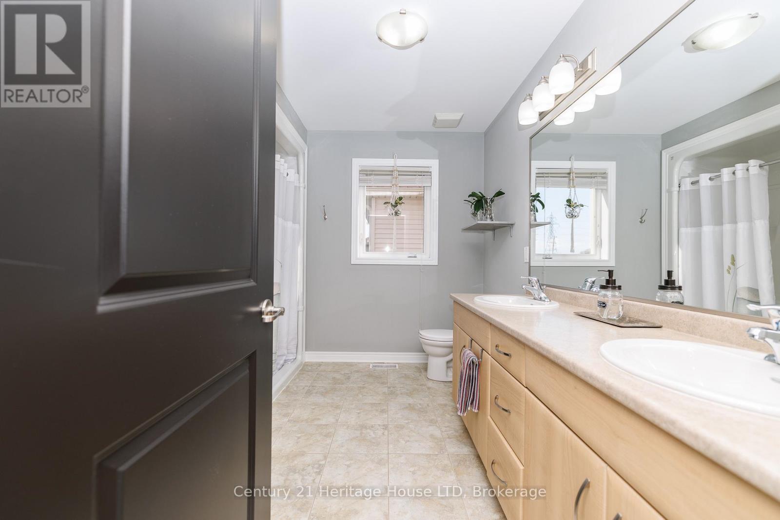 263 Empress Avenue, Welland, Ontario  L3B 0A5 - Photo 20 - X12997634