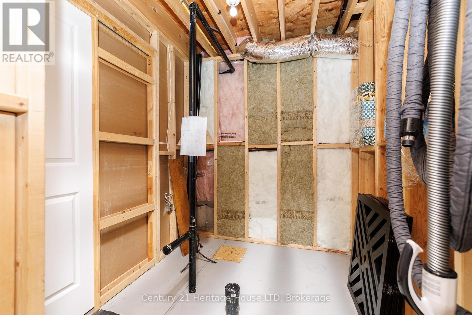 263 Empress Avenue, Welland, Ontario  L3B 0A5 - Photo 35 - X12997634