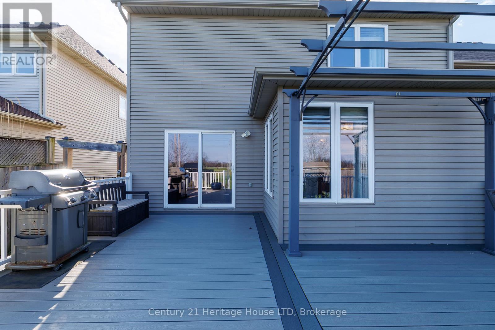 263 Empress Avenue, Welland, Ontario  L3B 0A5 - Photo 38 - X12997634