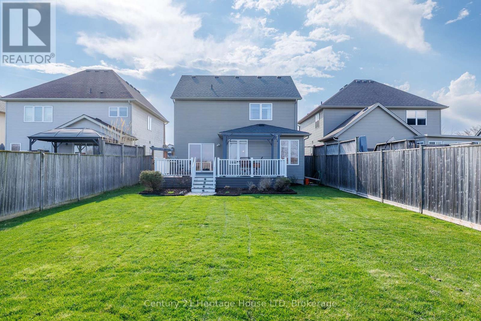 263 Empress Avenue, Welland, Ontario  L3B 0A5 - Photo 39 - X12997634