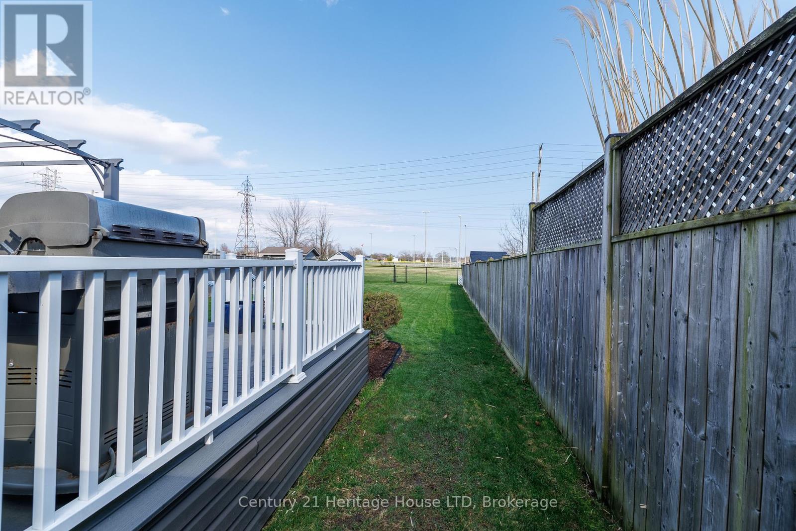 263 Empress Avenue, Welland, Ontario  L3B 0A5 - Photo 41 - X12997634