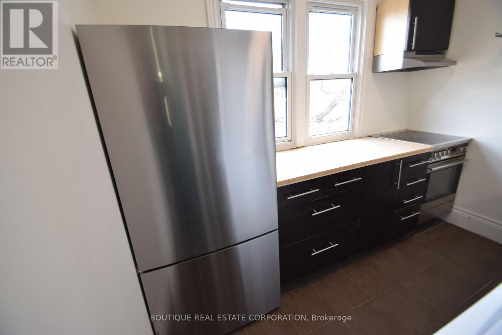 257 Concord Avenue, Toronto, Ontario  M6H 2P4 - Photo 5 - C12611292