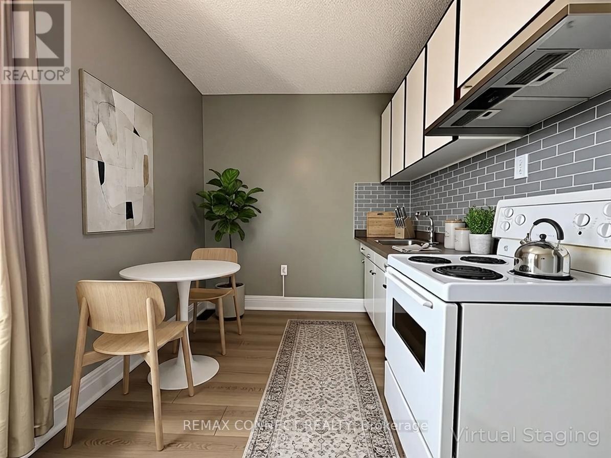 Upper - 847 Pape Avenue, Toronto, Ontario  M4K 3T7 - Photo 12 - E12968914