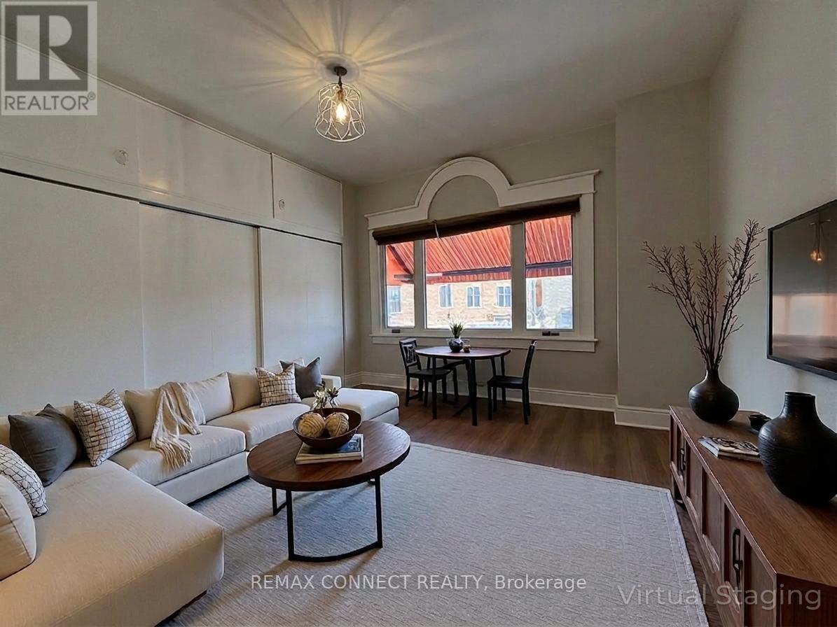 Upper - 847 Pape Avenue, Toronto, Ontario  M4K 3T7 - Photo 5 - E12968914