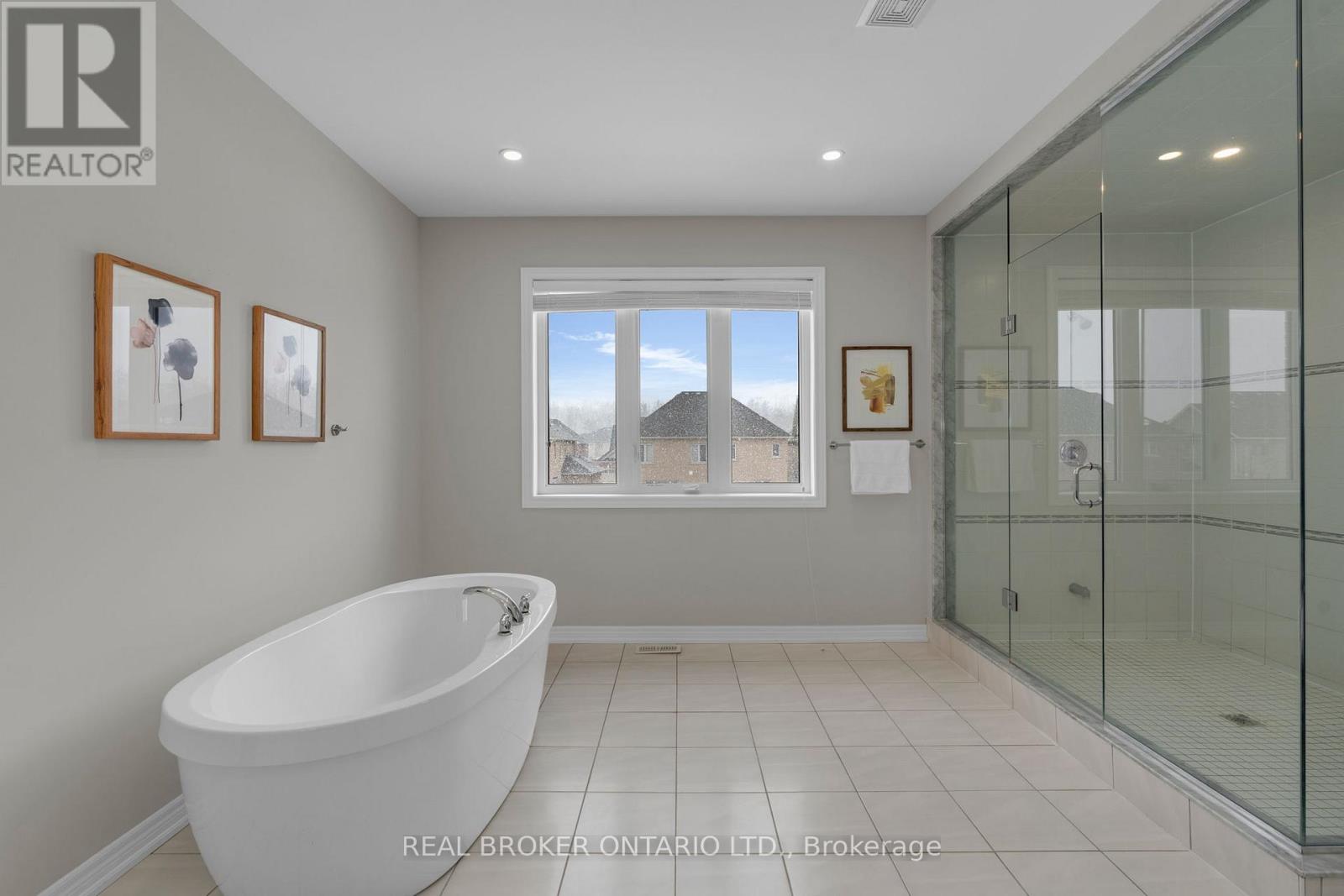 56 Redmond Crescent, Springwater, Ontario  L9X 2A2 - Photo 24 - S12920156