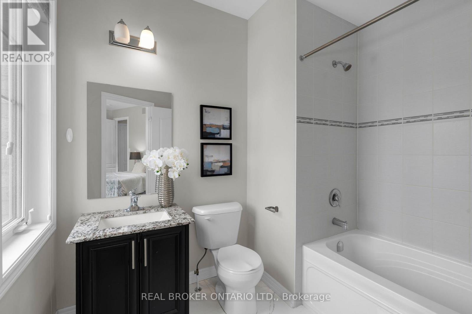 56 Redmond Crescent, Springwater, Ontario  L9X 2A2 - Photo 29 - S12920156