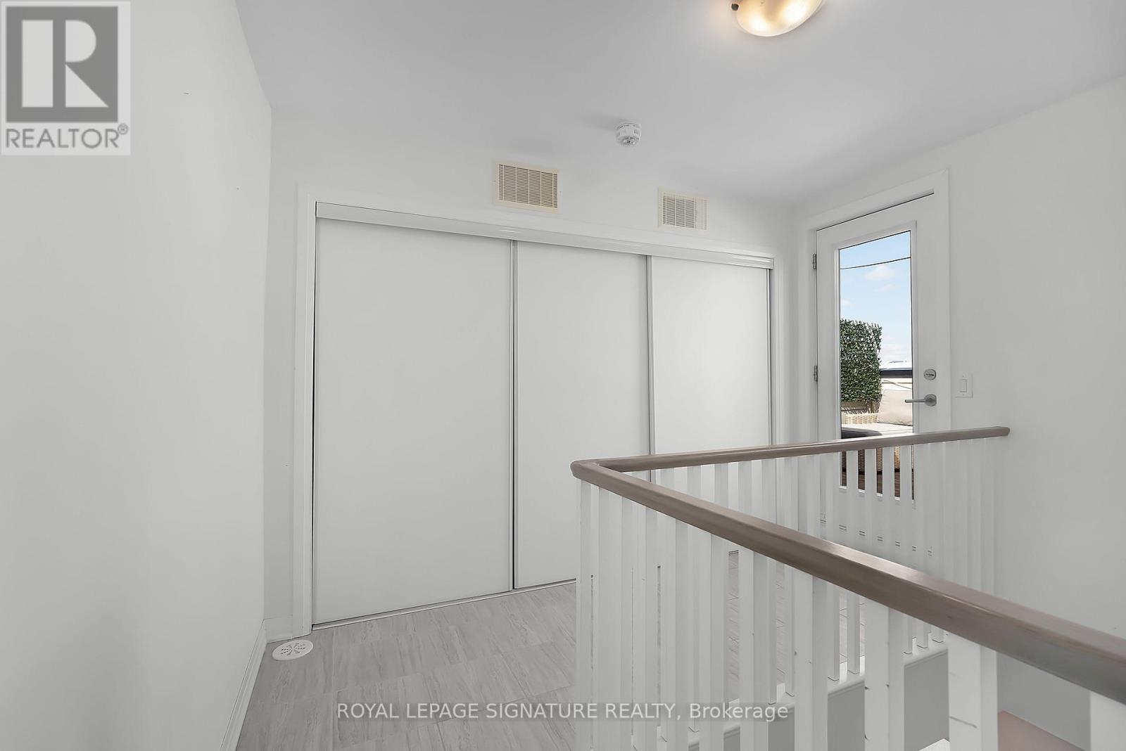 8 - 181 William Duncan Road, Toronto, Ontario  M3K 0B7 - Photo 25 - W12989570