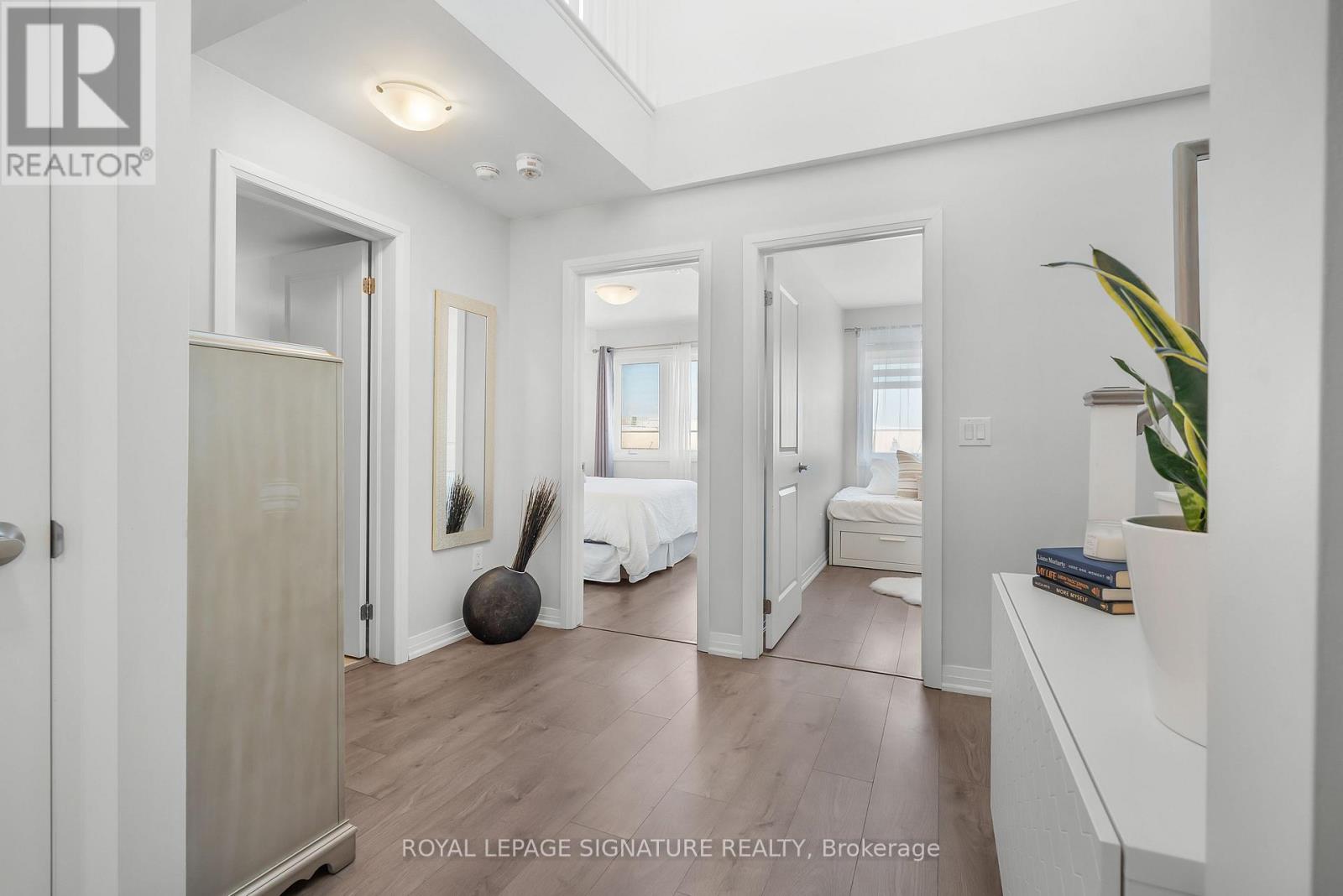 8 - 181 William Duncan Road, Toronto, Ontario  M3K 0B7 - Photo 17 - W12989570