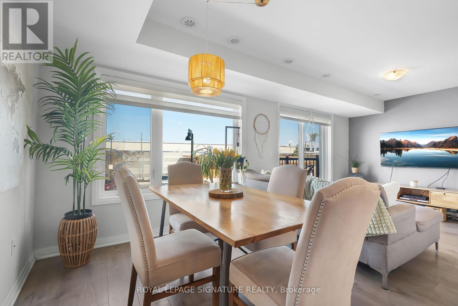 8 - 181 William Duncan Road, Toronto, Ontario  M3K 0B7 - Photo 9 - W12989570