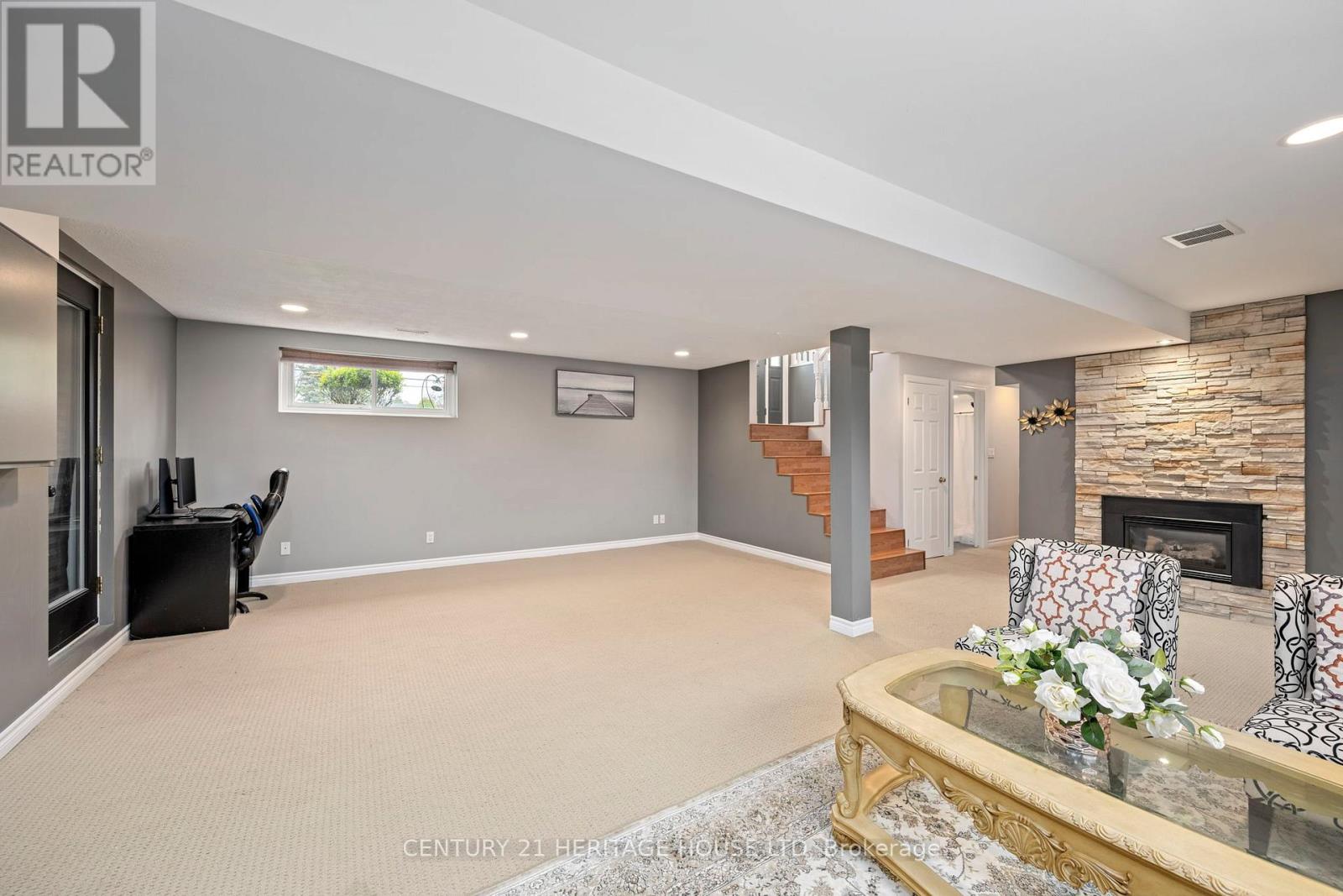 2720 Catherine Street, Thames Centre, Ontario  N0L 1G4 - Photo 21 - X12996704