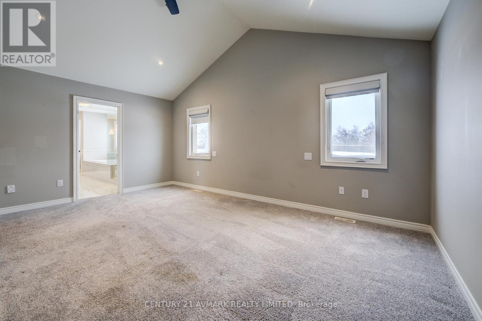 9208 Hendershot Boulevard, Niagara Falls, Ontario  L2H 0E3 - Photo 29 - X12722480