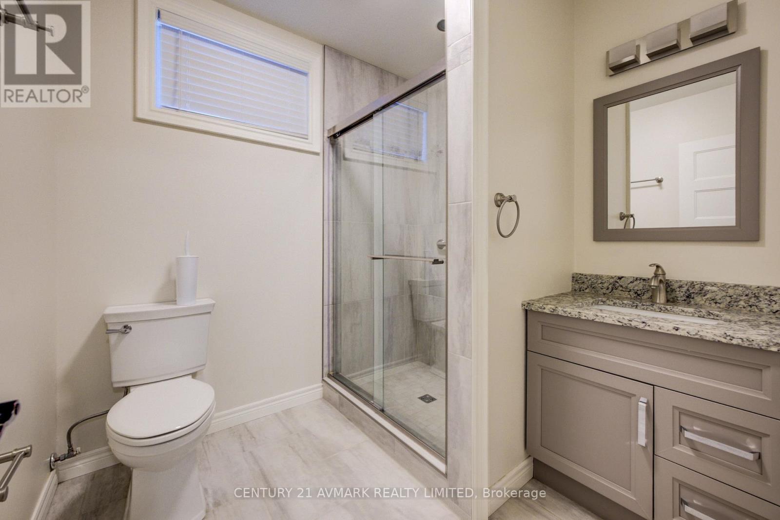 9208 Hendershot Boulevard, Niagara Falls, Ontario  L2H 0E3 - Photo 34 - X12722480