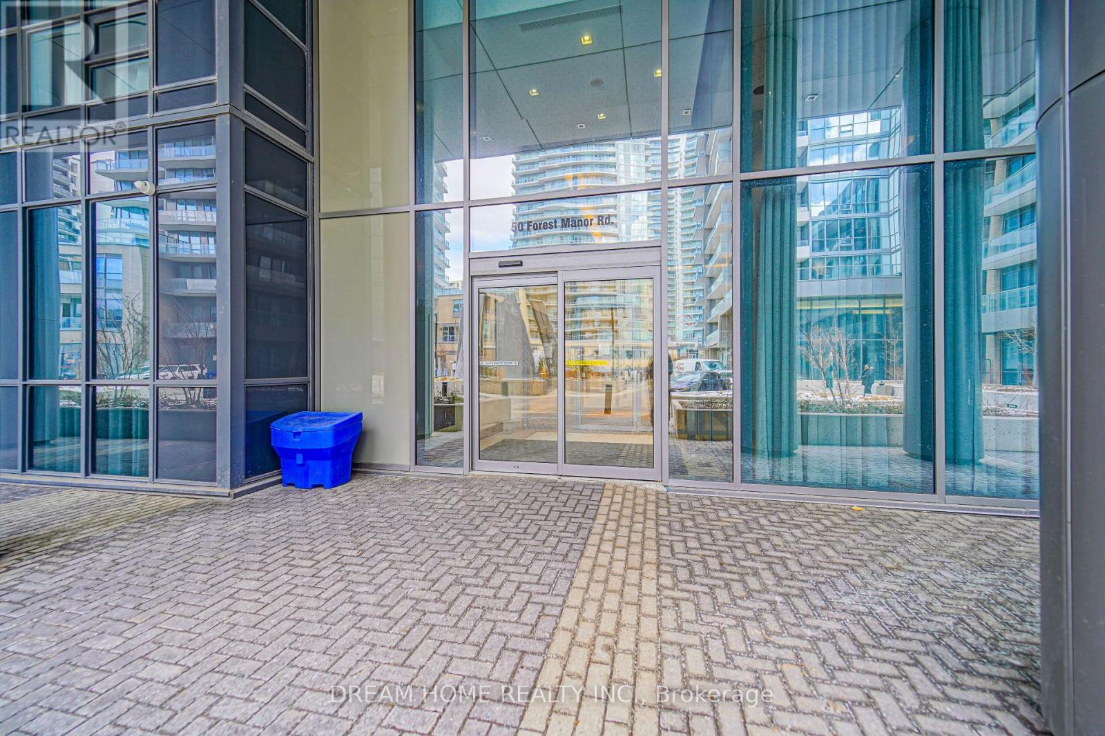 1903 - 50 Forest Manor Road, Toronto, Ontario  M2J 0E3 - Photo 2 - C12997504