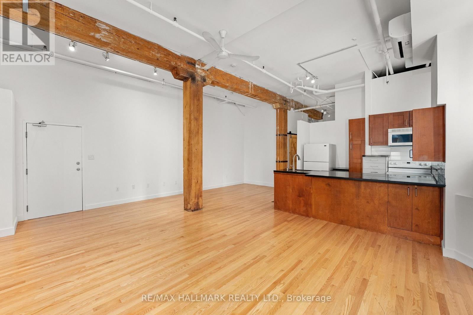 5 - 535 Queen Street E, Toronto, Ontario  M5A 1V1 - Photo 3 - C12997644
