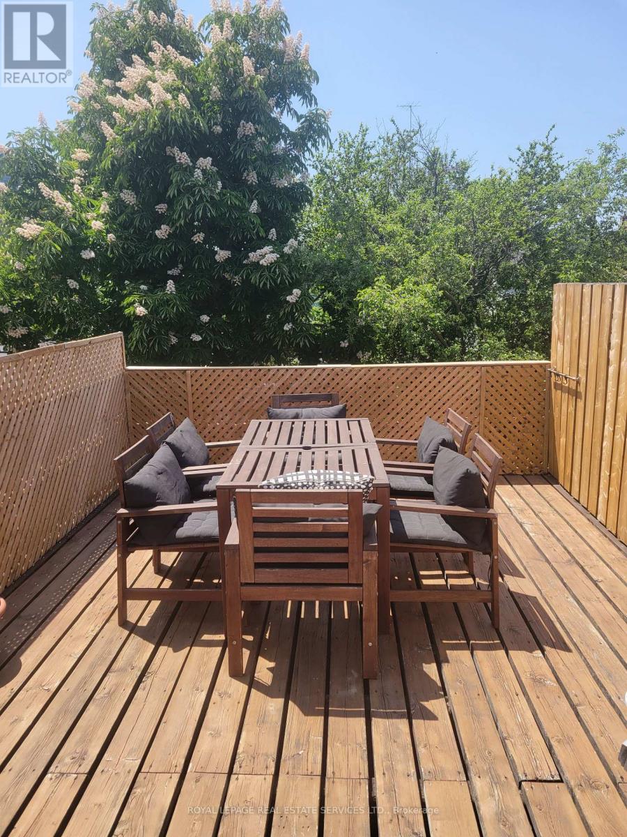 2 - 10 Fennings Street, Toronto, Ontario  M6J 3B8 - Photo 17 - C12997678