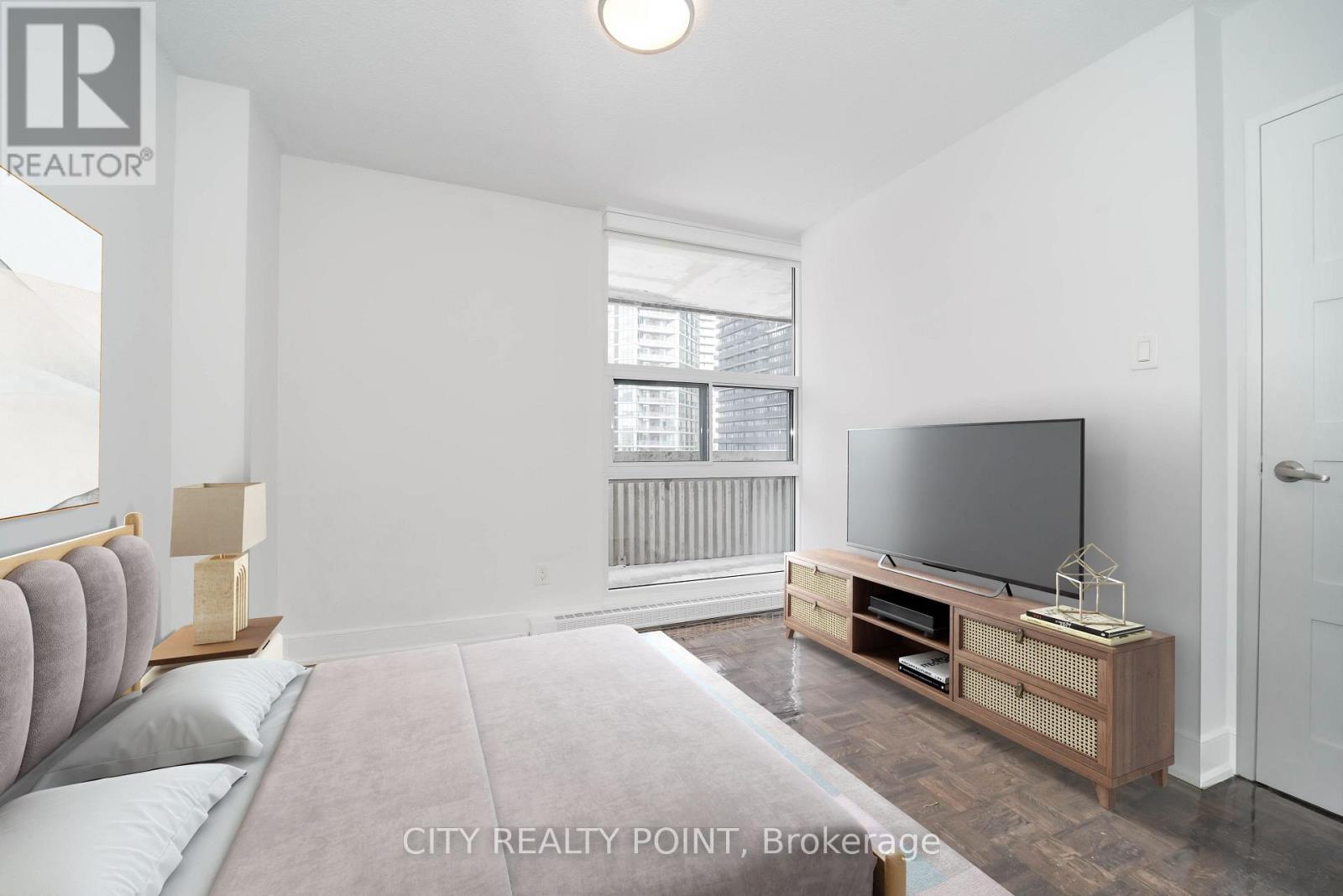 2412 - 33 Isabella Street, Toronto, Ontario  M4Y 2P7 - Photo 9 - C12997682