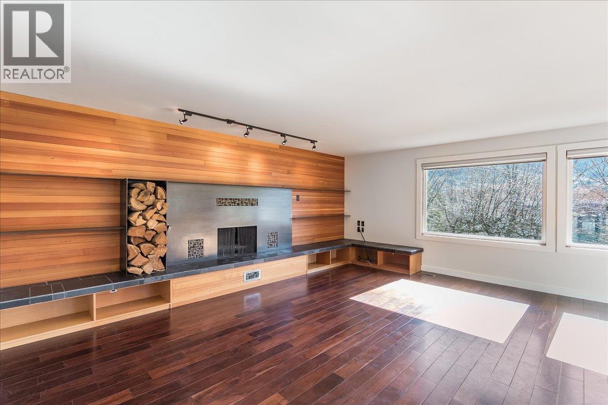 633 Jorgensen Road, Nelson, British Columbia  V1L 5P4 - Photo 8 - 10383215