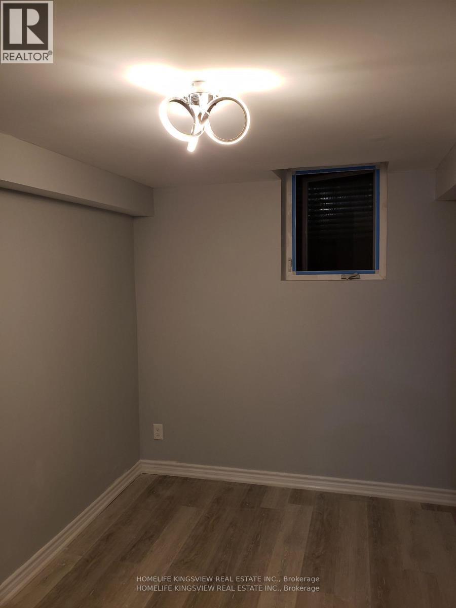 24 Weston Crescent N, Ajax, Ontario L1T 0C7 - Photo 10 - E12997548