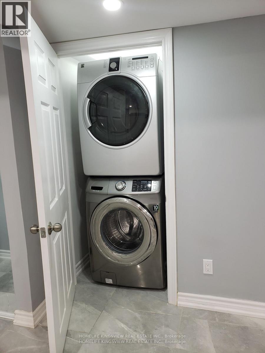 24 Weston Crescent N, Ajax, Ontario L1T 0C7 - Photo 13 - E12997548