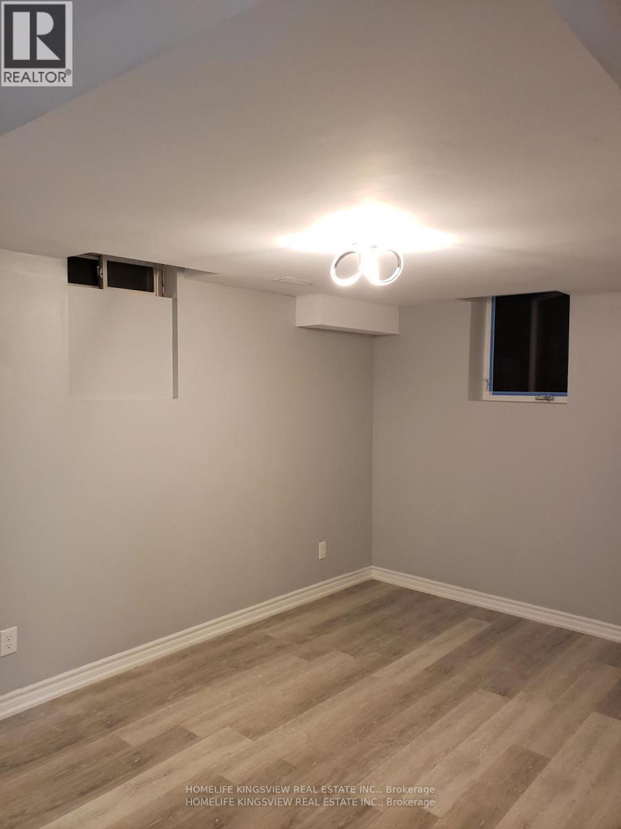 24 Weston Crescent N, Ajax, Ontario L1T 0C7 - Photo 9 - E12997548