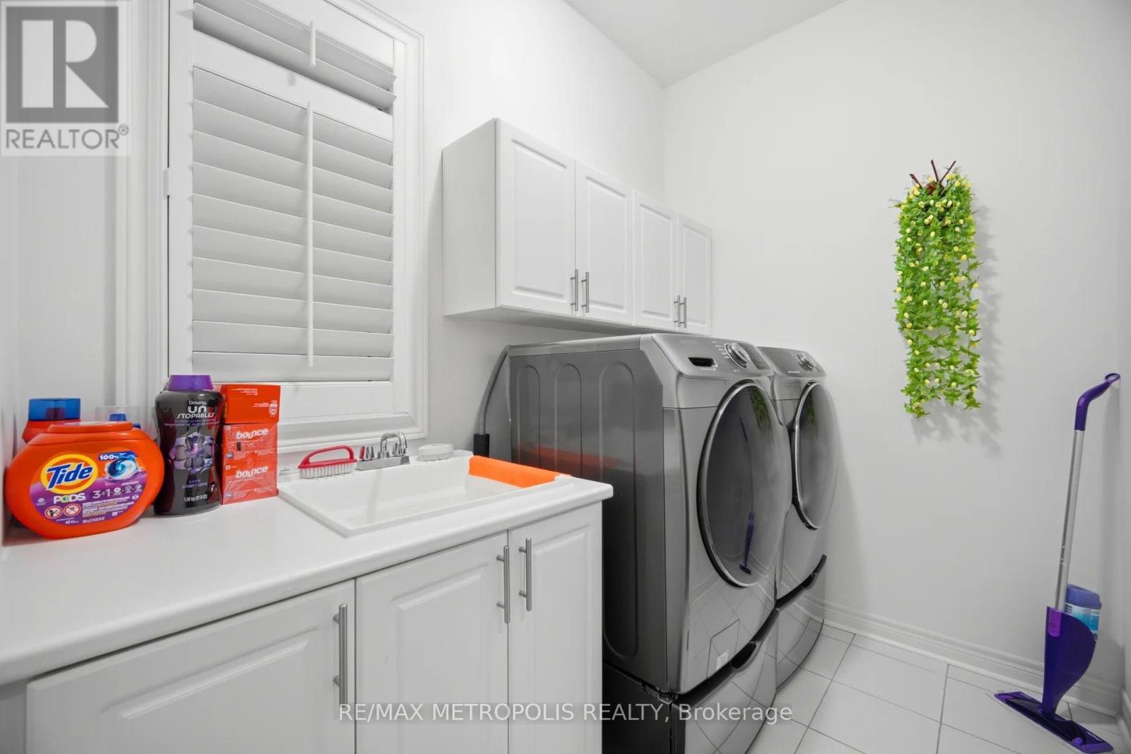 223 Inverness Way S, Bradford West Gwillimbury (Bradford), Ontario  L3Z 0W5 - Photo 22 - N12997448