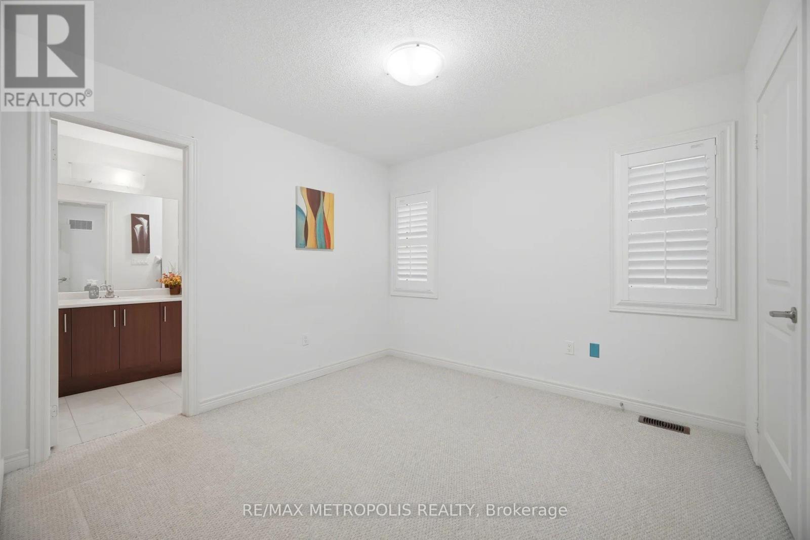 223 Inverness Way S, Bradford West Gwillimbury (Bradford), Ontario  L3Z 0W5 - Photo 34 - N12997448