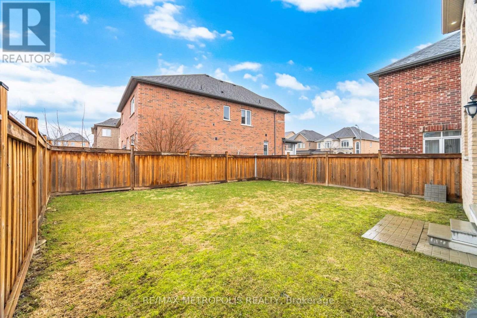 223 Inverness Way S, Bradford West Gwillimbury (Bradford), Ontario  L3Z 0W5 - Photo 47 - N12997448