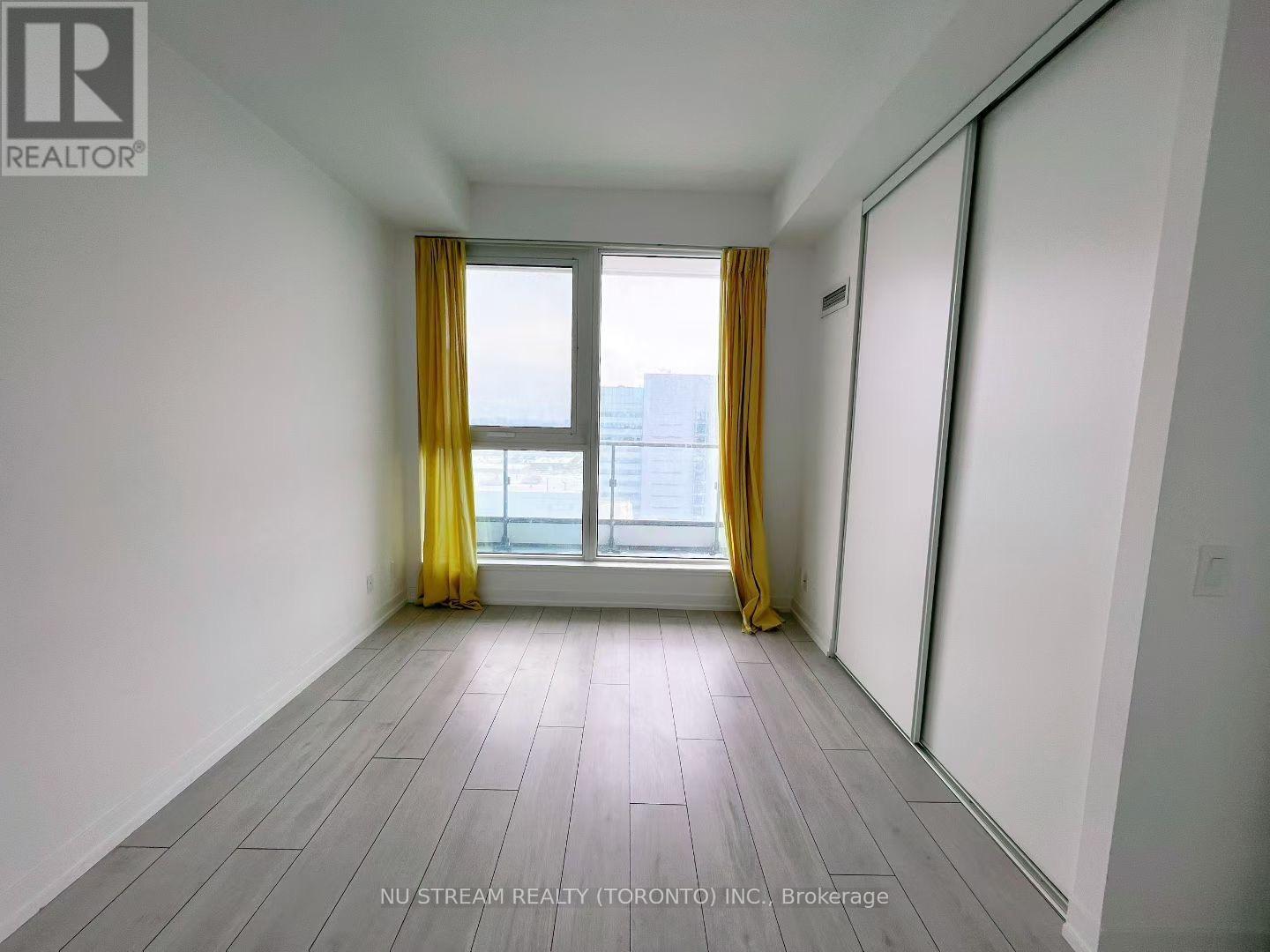 2109 - 5 Buttermill Avenue, Vaughan, Ontario L4K 0J5 - Photo 8 - N12997466