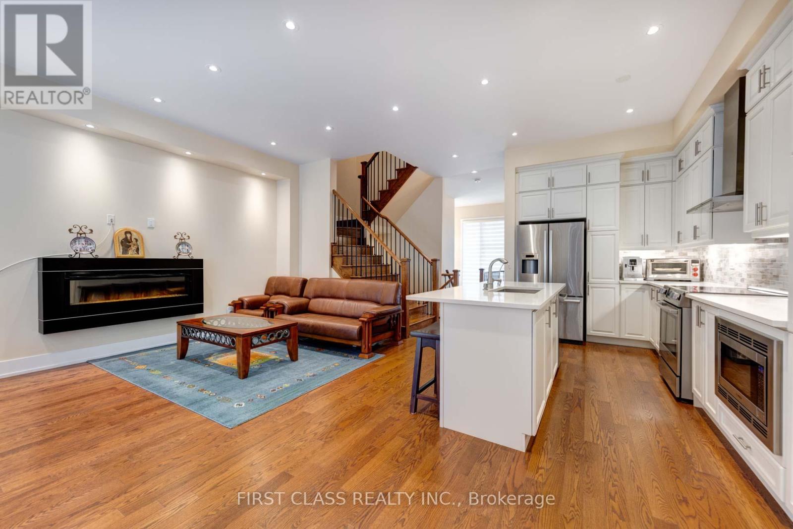 4 Allerton Road, Vaughan, Ontario L4J 0K1 - Photo 18 - N12997480