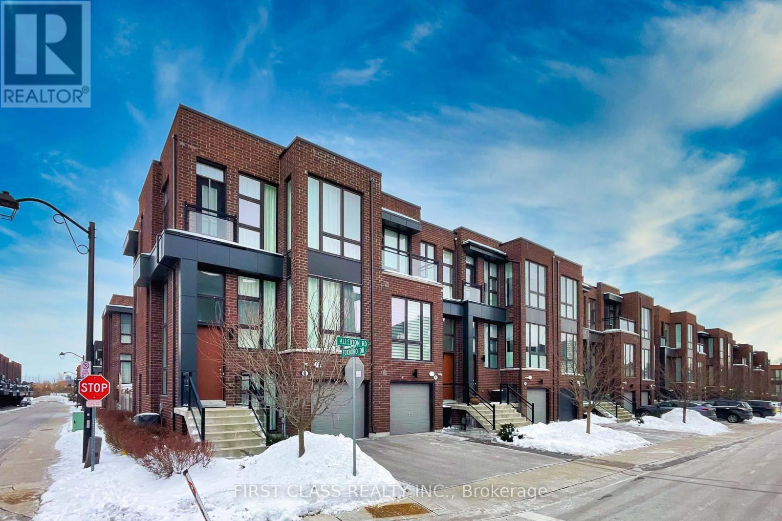 4 Allerton Road, Vaughan, Ontario L4J 0K1 - Photo 2 - N12997480