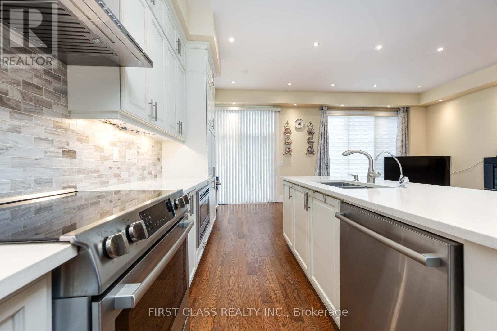 4 Allerton Road, Vaughan, Ontario L4J 0K1 - Photo 22 - N12997480